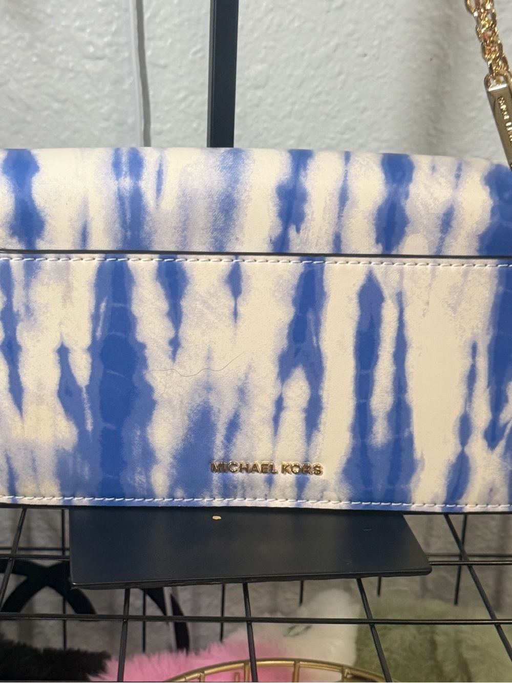 Michael Kors Envelope Clutch Crossbody – Blue & White Tie-Dye - Picture 5 of 12